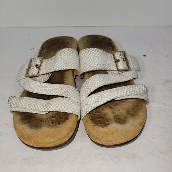 Vionic Sandals Womens Sz 9.5 White Shoes Beach River Pool Outdoors Buckle Strap - Picture 4 of 12